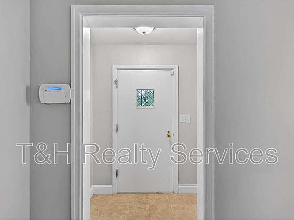 4th image of 5946 Haverford Ave