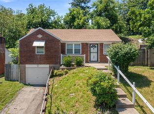 440 Lee Dr, Pittsburgh, PA 15235