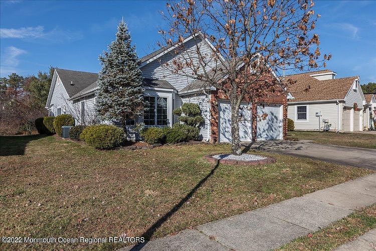 1st image of 2310 N Chanticleer Ct