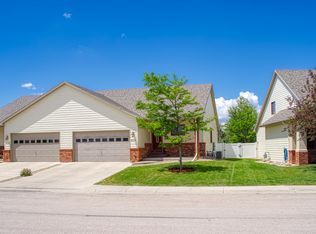 605 Lakeland Hills Dr, Gillette, WY 82716