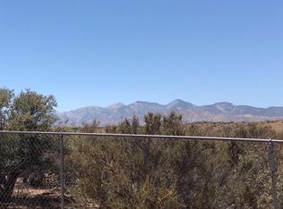 7576 Shasta Rd, Phelan, CA 92371