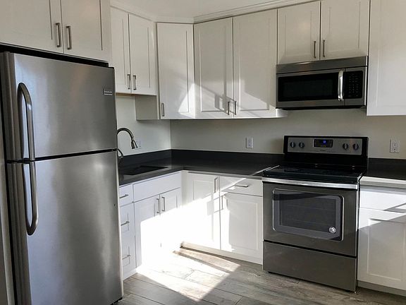 2nd image of 265 San Anselmo Ave N #3