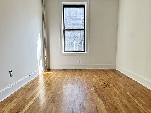 4th image of 204 W 108th St APT 51