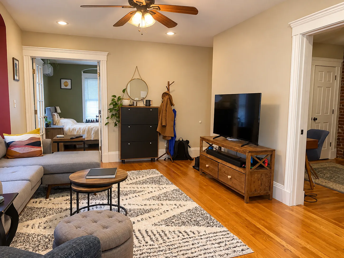 2 bed, 837 sqft, $2,990 — Photo 3
