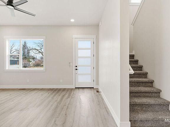 5th image of 6817 W Ustick Rd