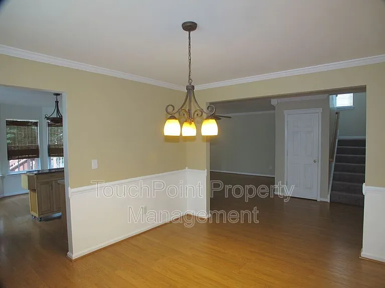 8007 Bristle Ln — Photo 9