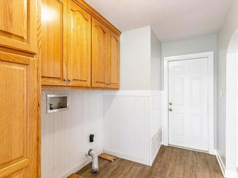 8 Stafford Cir — Photo 27