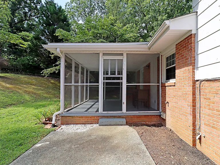 2412 Commonwealth Dr #A — Photo 21