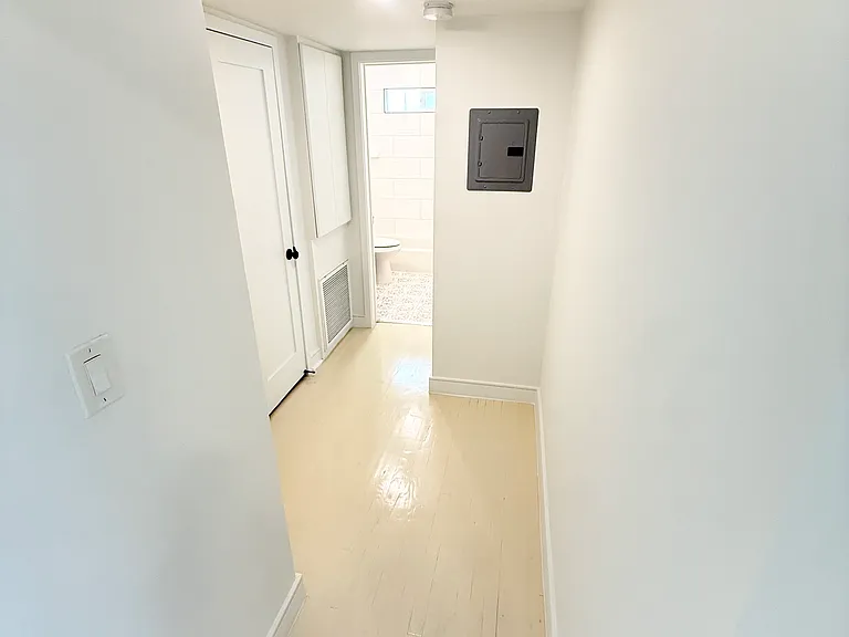 8720 W Olympic Blvd #4 — Photo 5