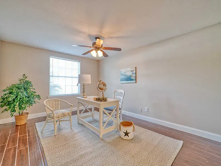 4326 Plaza Gate Ln S — Photo 10