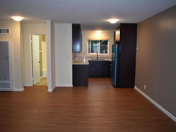 3rd image of 4245 Central Ave APT 3