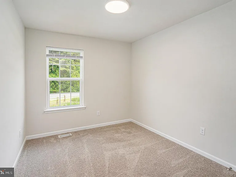 1143 Martin Rd — Photo 23