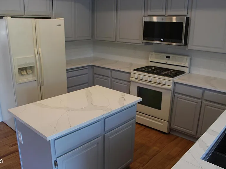 14062 Atwood Ct — Photo 6