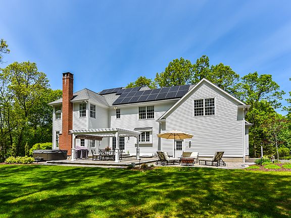 5th image of 133 Kingswood Dr