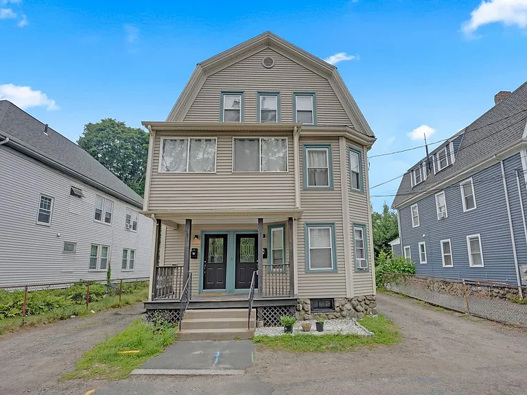 24 Orchard Ave — Photo 1