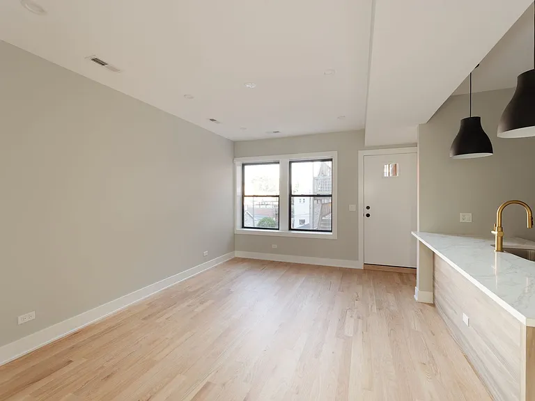 2455-57 W. Logan / 2535-41 N. Campbell — Photo 10