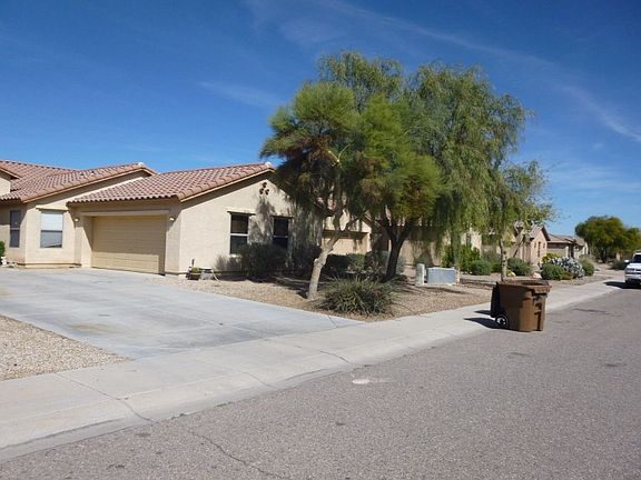 3rd image of 722 W Desert Valley Dr