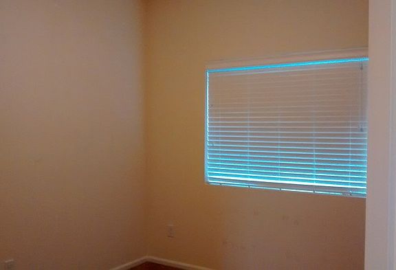 5th image of 19909 18th Avenue Ct E