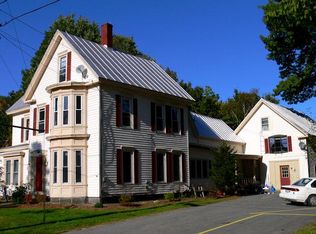 129 North St APT 2, Farmington, ME 04938