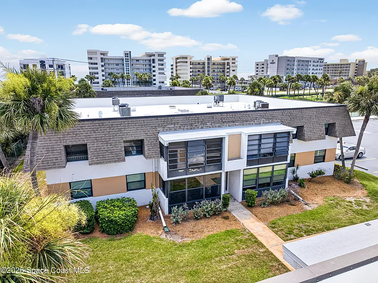 2700 N Highway A1A #15-101 — Photo 35