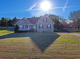 2509 Kenzie Dr, Louisville, TN 37777