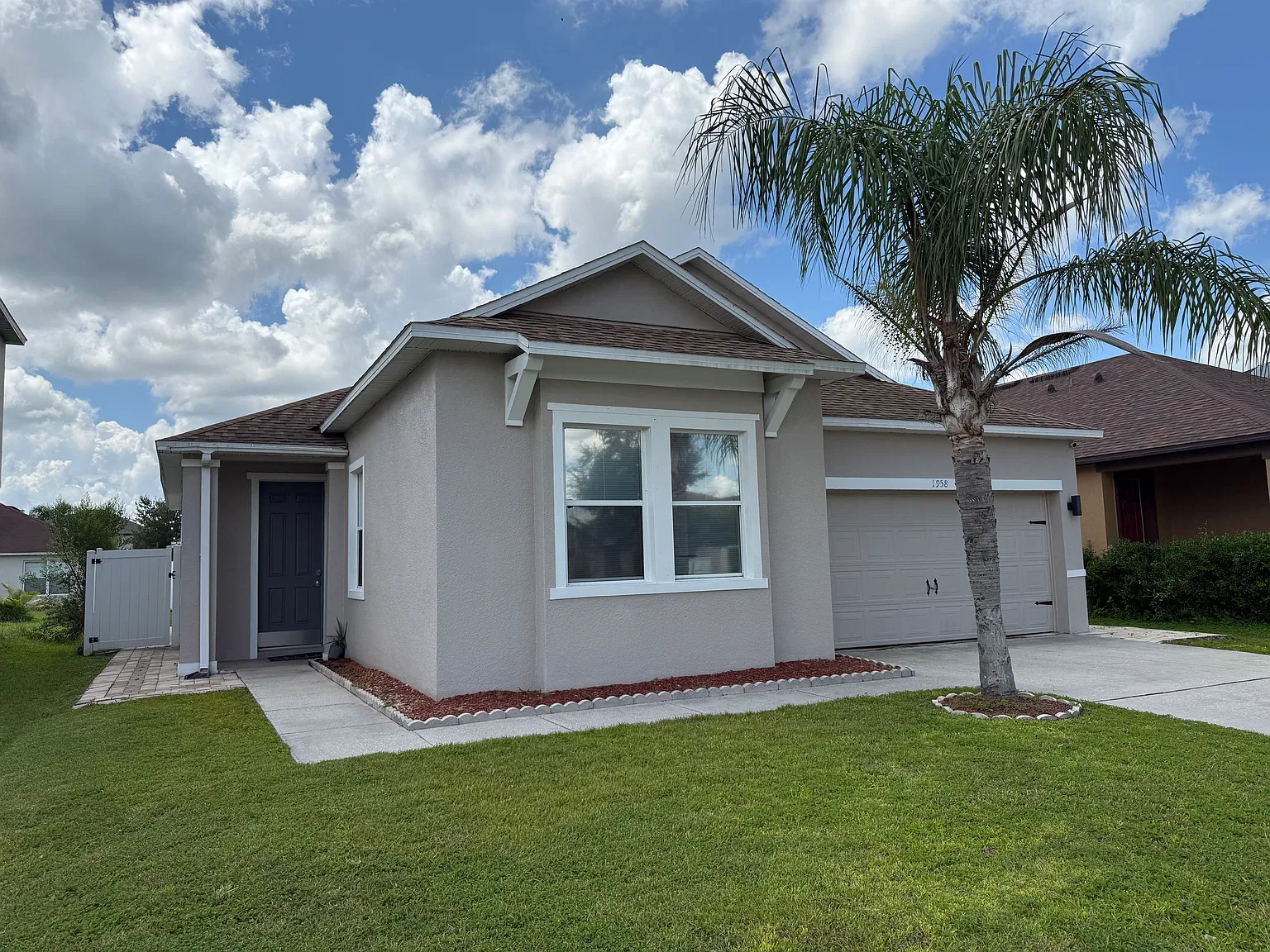 1958 Kimlyn Cir — Photo 2
