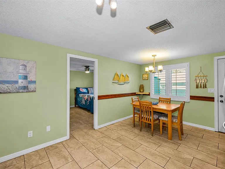 1000 Crane Ct — Photo 17