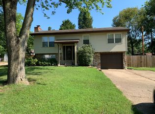 7366 Oakdale Dr, Newburgh, IN 47630