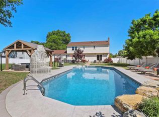 233 Union Hill Rd, Manalapan, NJ 07726