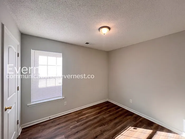 1274 Whitten Rd — Photo 8