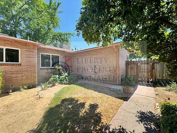 2nd image of 816 E Andrews Ave #816