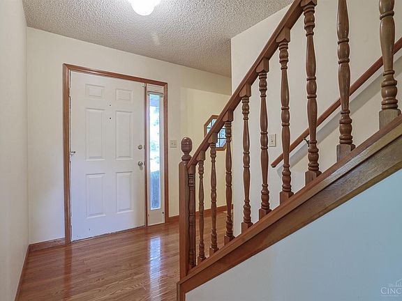 5th image of 7446 Preakness Ln