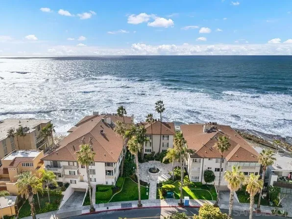 220 Coast Blvd Unit 2D, La Jolla, CA 92037