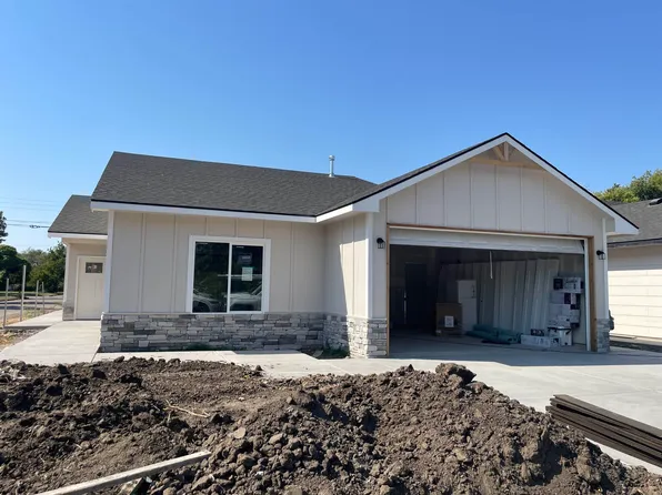 1104 Mathewson St, Wichita, KS 67214