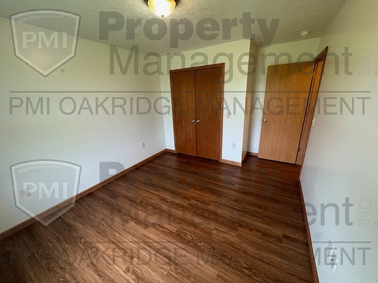 107 Meadow Dr #1 — Photo 15