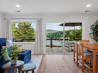 1182 Lauras Ln, Huddleston, VA 24104