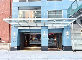 44-27 Purves Street