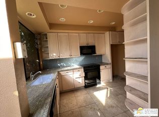 1896 Tamarisk Rd, Palm Springs, CA 92262