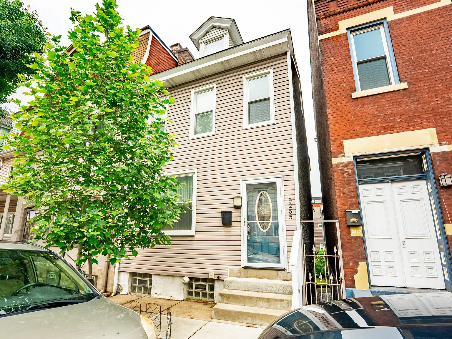 3 bed, 1.5 bath, 1462 sqft, $2,800 — Photo 1