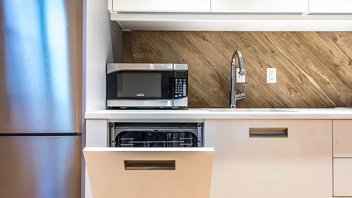 Rented by Nooklyn NYC LLC | media 62