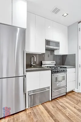 Rented by Centennial Properties NY | media 7