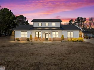 588 Harris Dr, Locust Grove, GA 30248