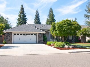 358 Old Line Ave, Exeter, CA 93221