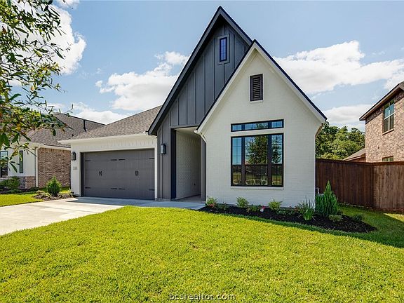 4th image of 3707 Hardin Hills Dr