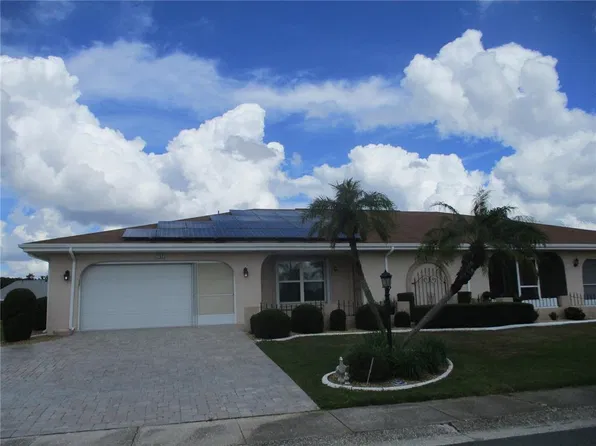 1703 Cloister Dr, Sun City Center, FL 33573