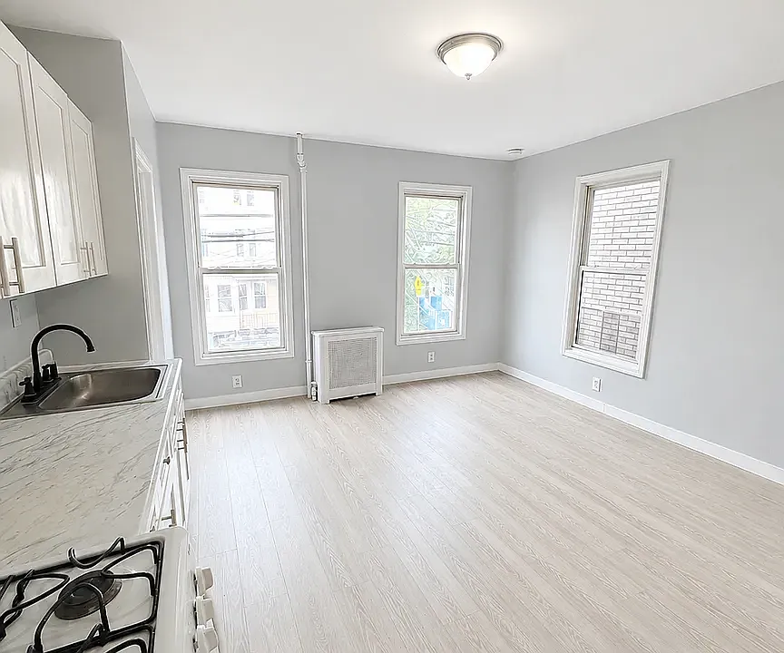 199 Parker St #2