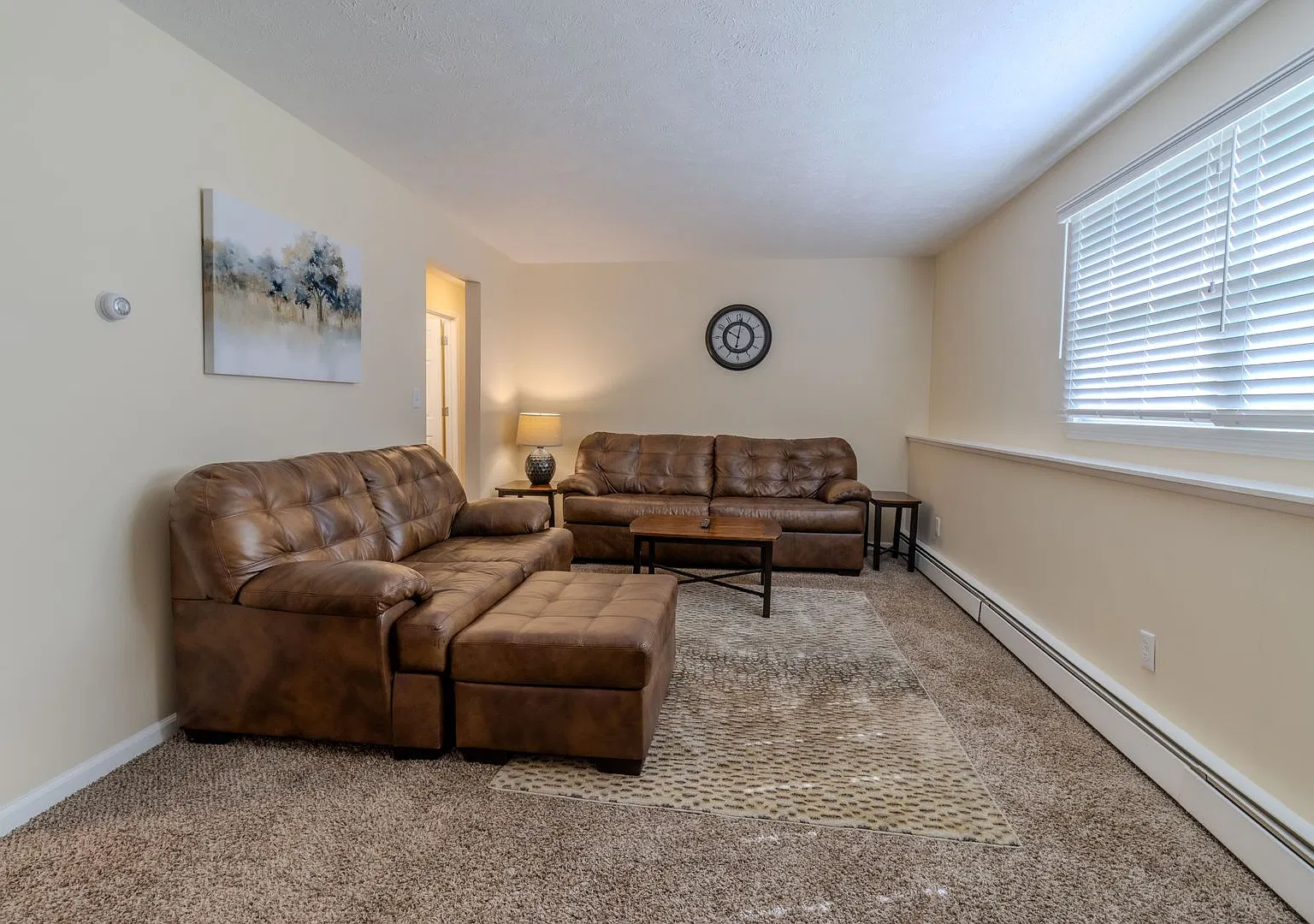 Choose Your Style Furnished or Unfurnished — Photo 2