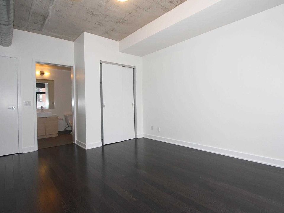 2nd image of 64 Niagara St #422