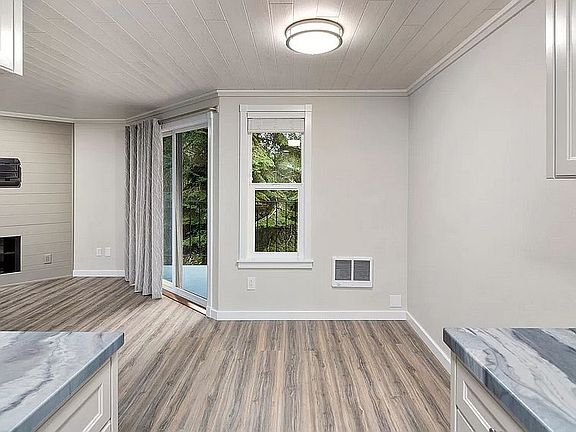 5th image of 12744 NE 116th Ln #K32