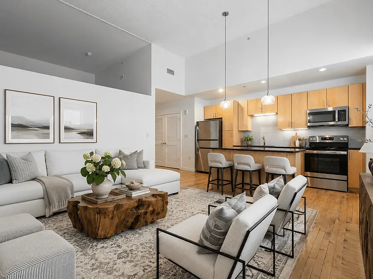 Miller and Rhoads Residences — Photo 78